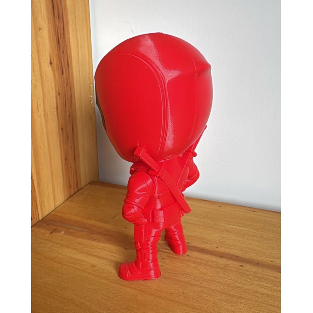 Boneco Estilo Figure Action DeadPool Anti-Herói Decoração Brinquedo 15cm Vermelho e Preto